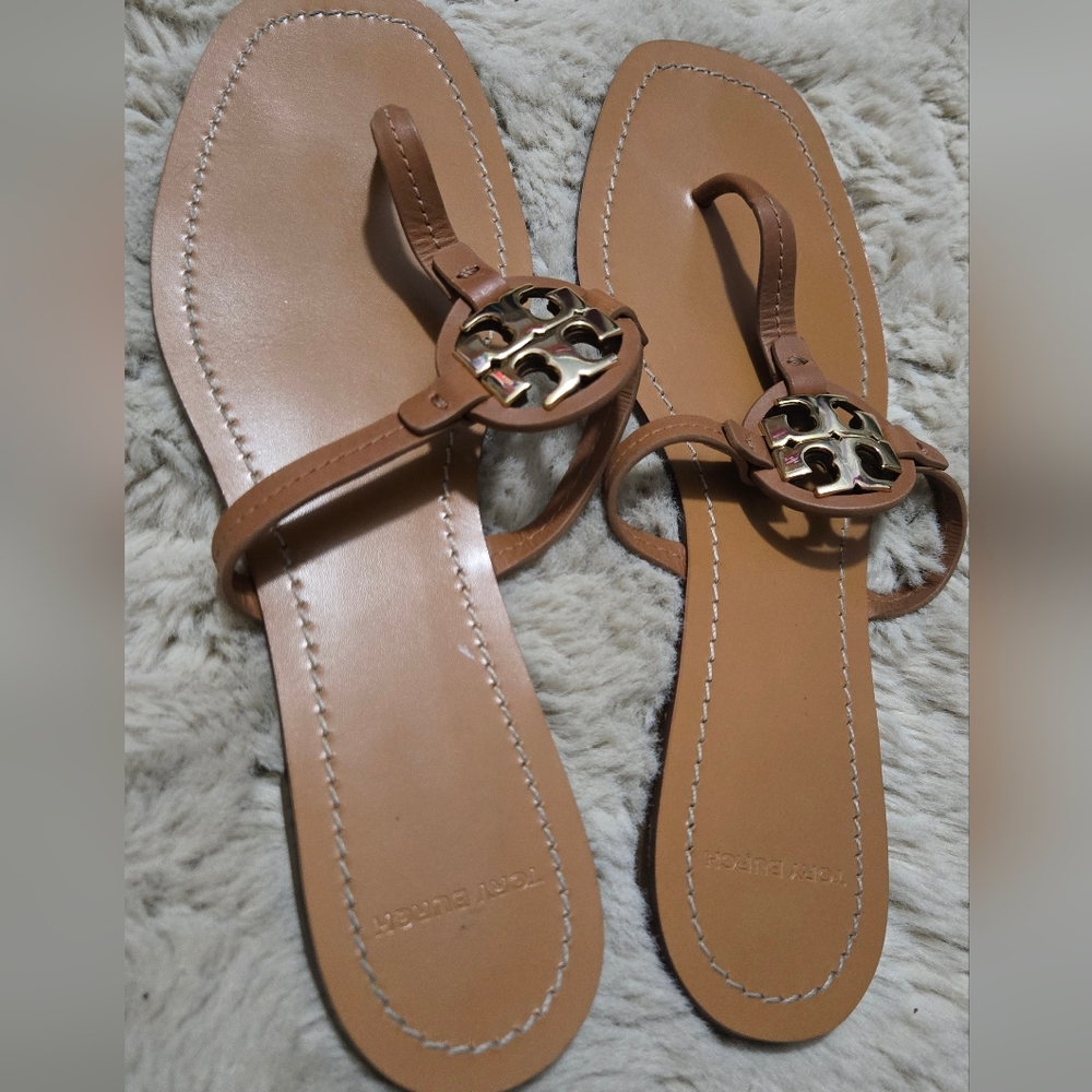 Tory Burch Tan Sandals Size 10 - Picture 2 of 9